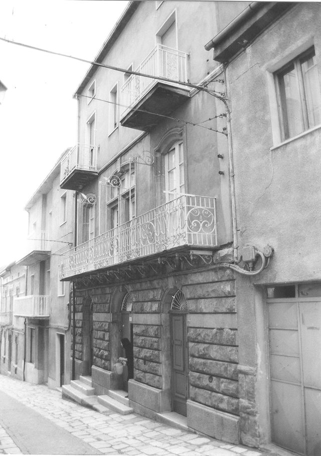 Casa Bucci-Tufilli
