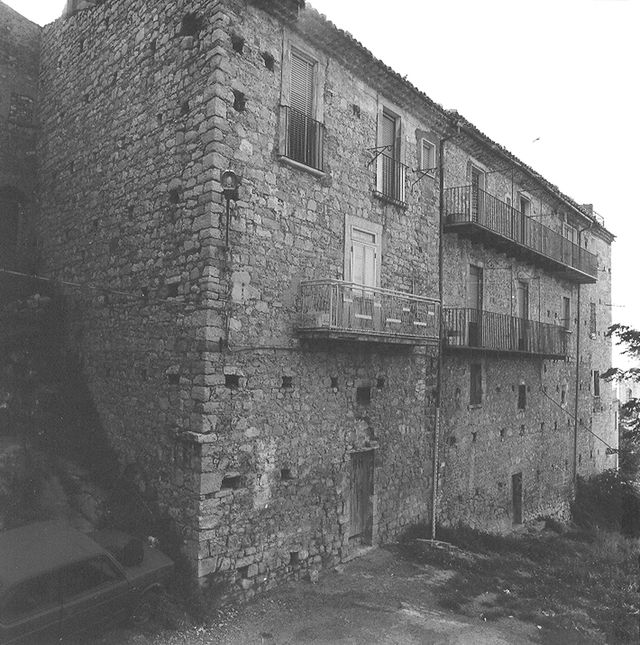 palazzo, plurifamiliare