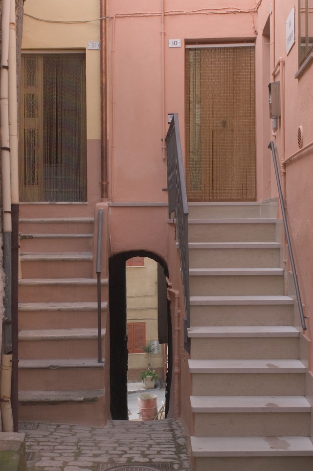 casa, a schiera, con postierla