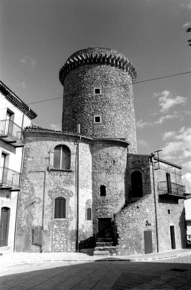casa, plurifamiliare