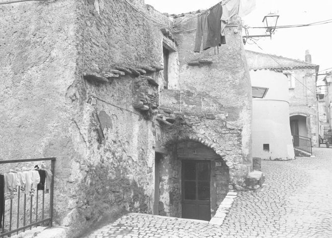 casa, plurifamiliare