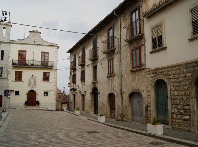 palazzo, plurifamiliare
