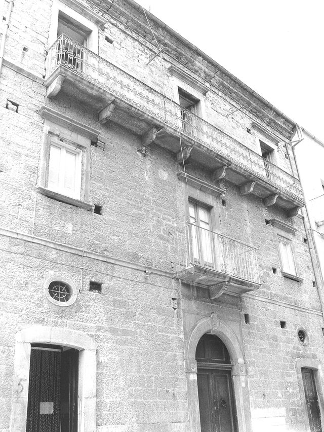 palazzo, plurifamiliare, pubblico