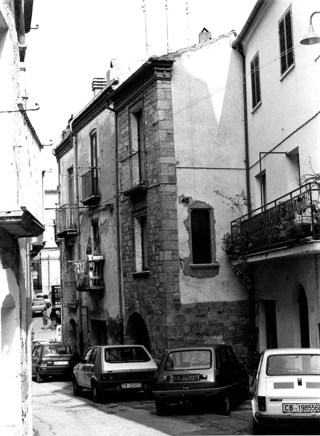 casa, a schiera, con supportico