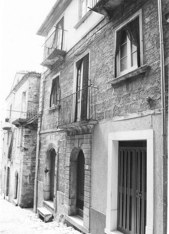 palazzo, plurifamiliare
