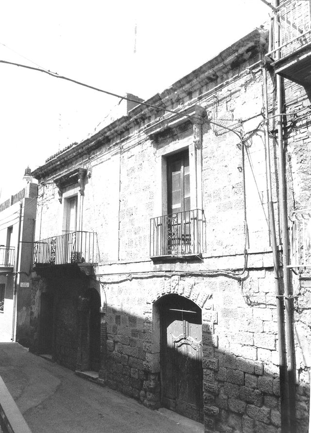 Casa Gizzi-Mottolese-Petrella