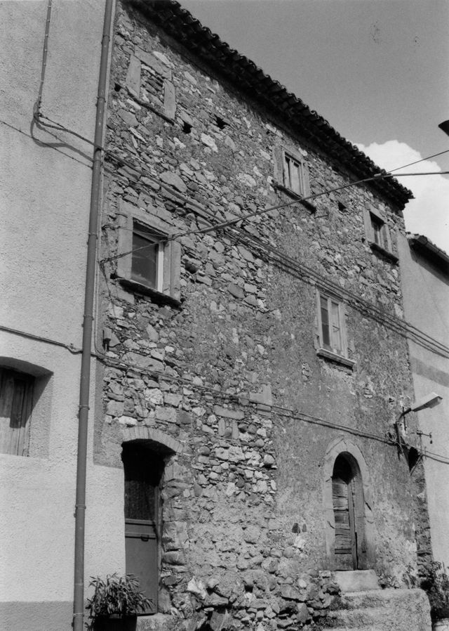 casa, rustica, a schiera, plurifamiliare
