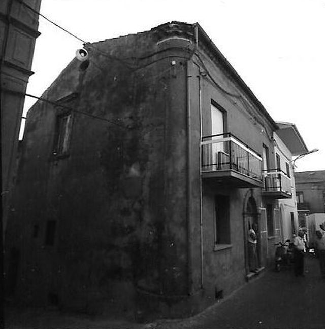 Casa Manes