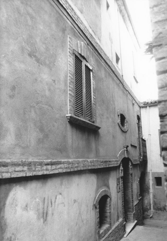 casa, plurifamiliare