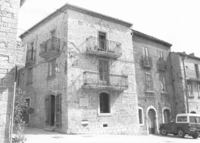 palazzo, plurifamiliare