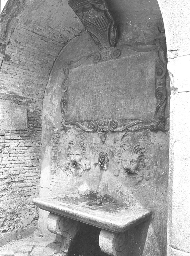 Fontana Zaburri