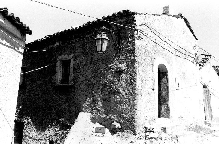 Casa Tamilia