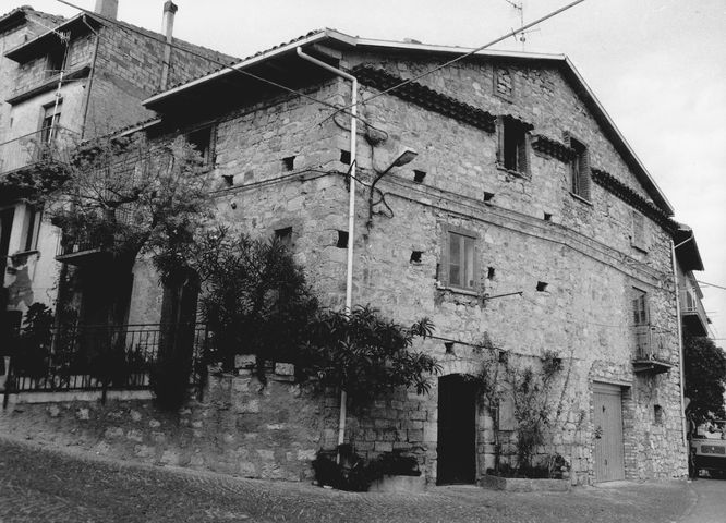 casa, plurifamiliare