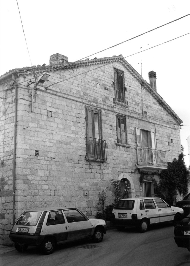 casa, a blocco, plurifamiliare