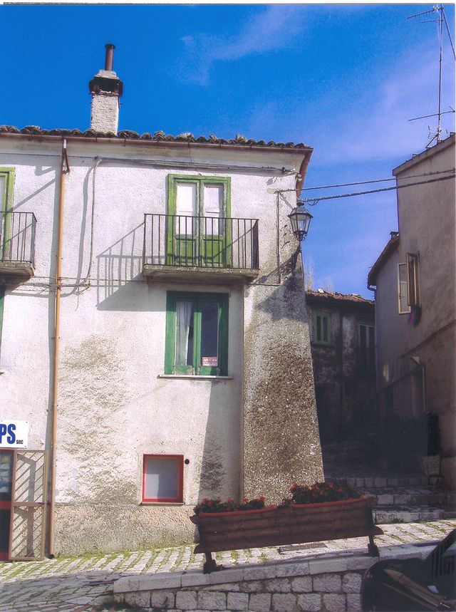 Casa Gualtieri-Micone