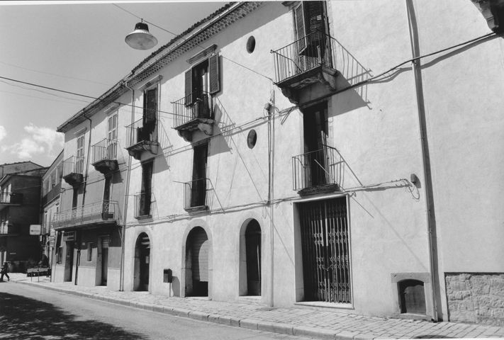 palazzo, plurifamiliare