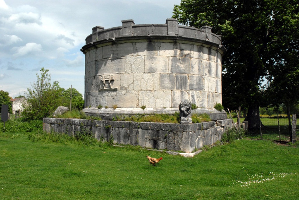Mausoleo di Ennio Marso