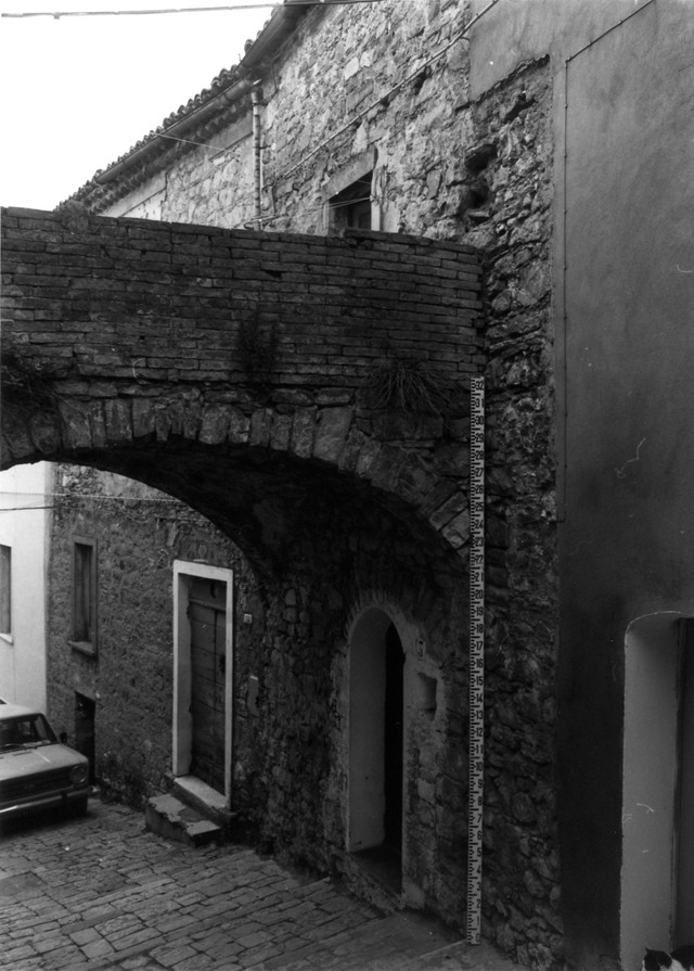 casa, rustica, e passaggio voltato