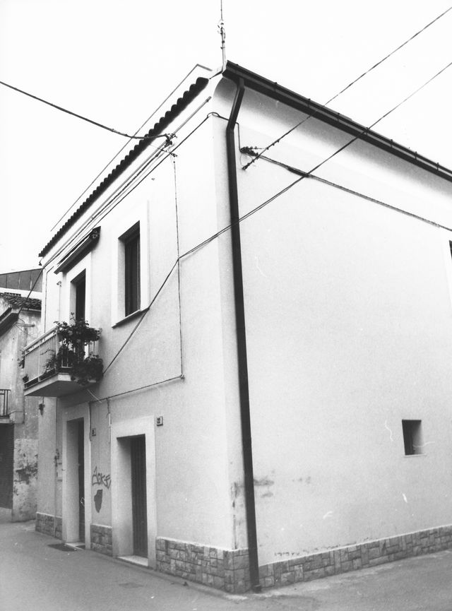 casa, a blocco, plurifamiliare