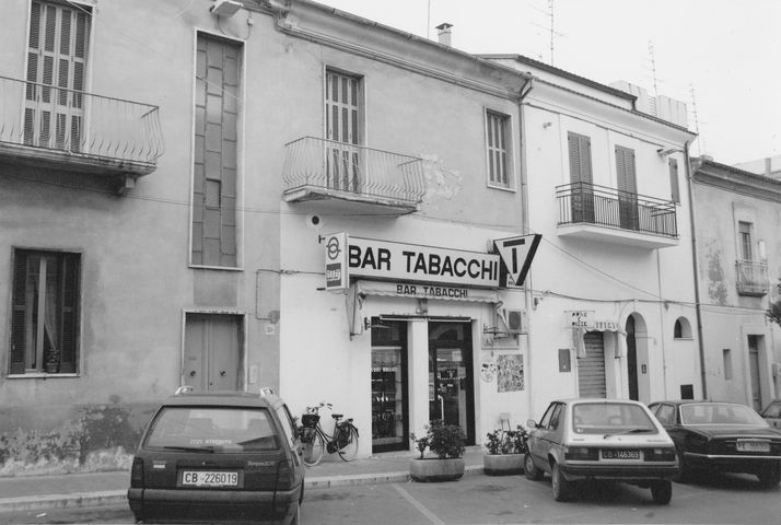 casa, a schiera, plurifamiliare