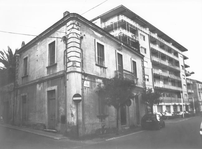casa, plurifamiliare