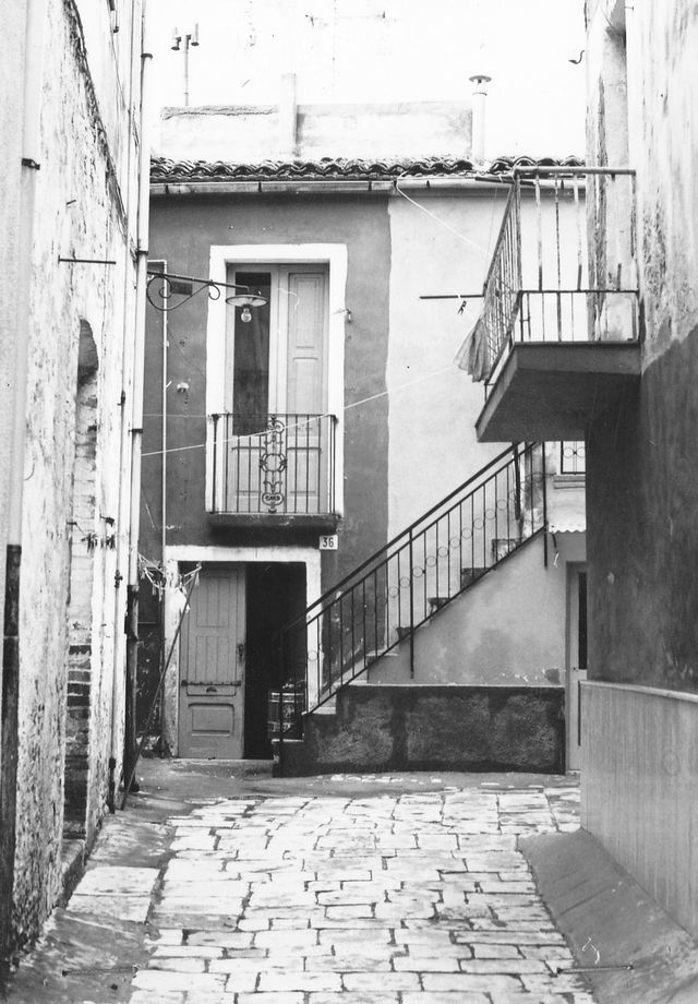 case, a schiera, plurifamiliari,