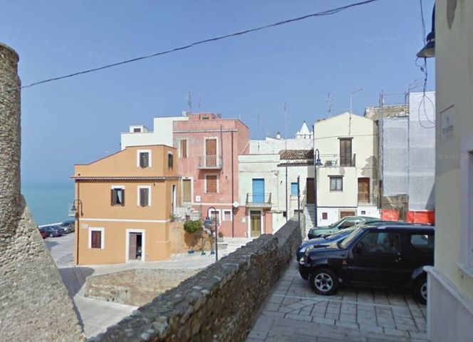complesso di edifici, a schiera