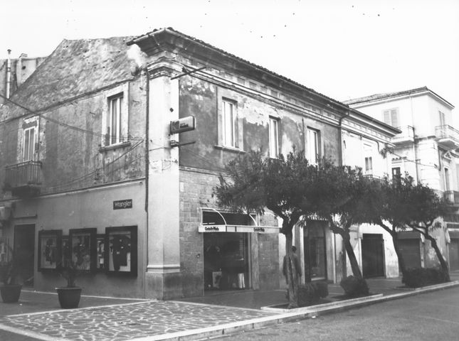 palazzo, plurifamiliare