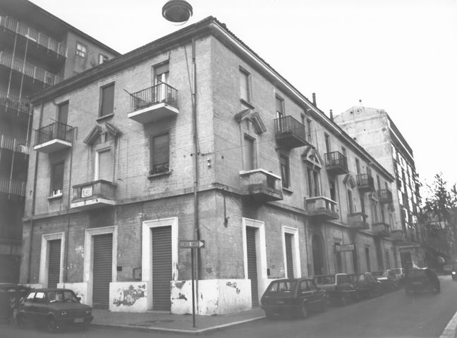 palazzo, plurifamiliare