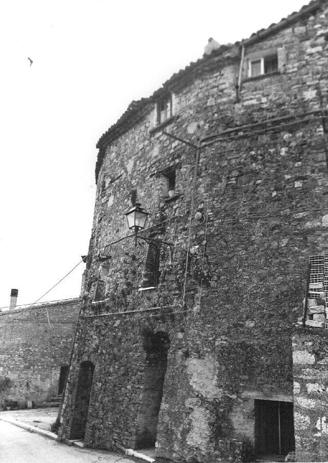 casa, plurifamiliare, cinta urbica
