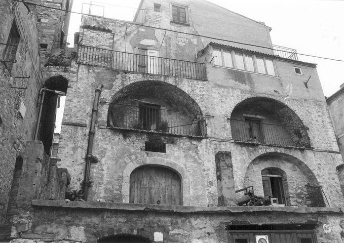 palazzo, plurifamiliare