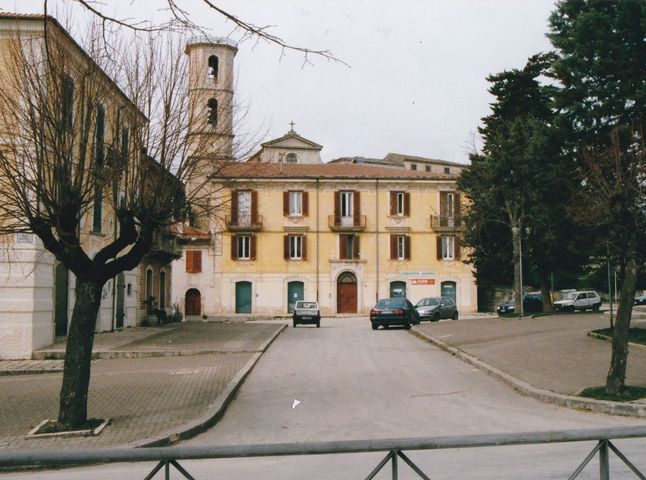 palazzo, plurifamiliare