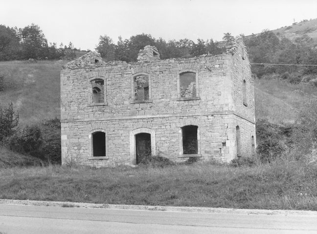 ex casello ferroviario fermata Cassillo