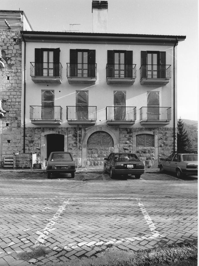 palazzo, plurifamiliare