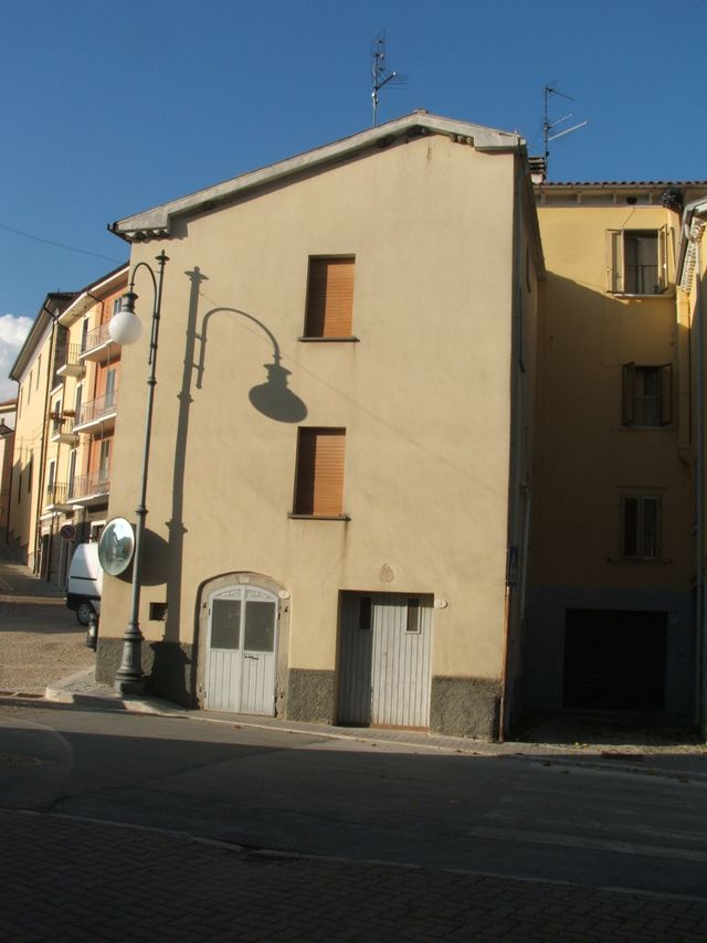 Case Perella