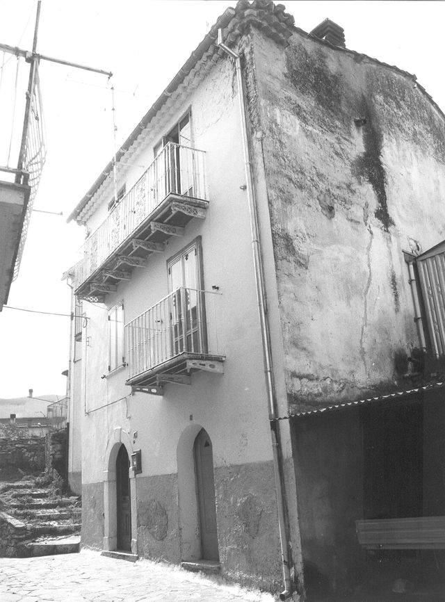 Casa Cardarelli-Corvino