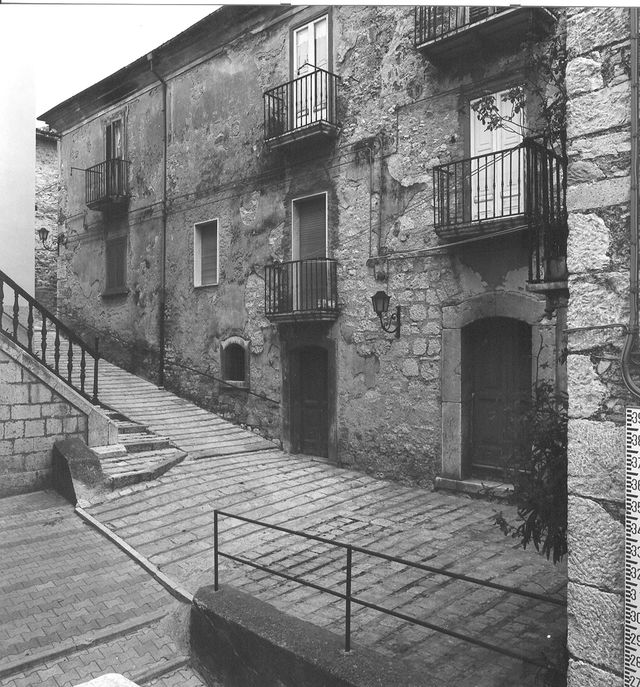 palazzo, plurifamiliare