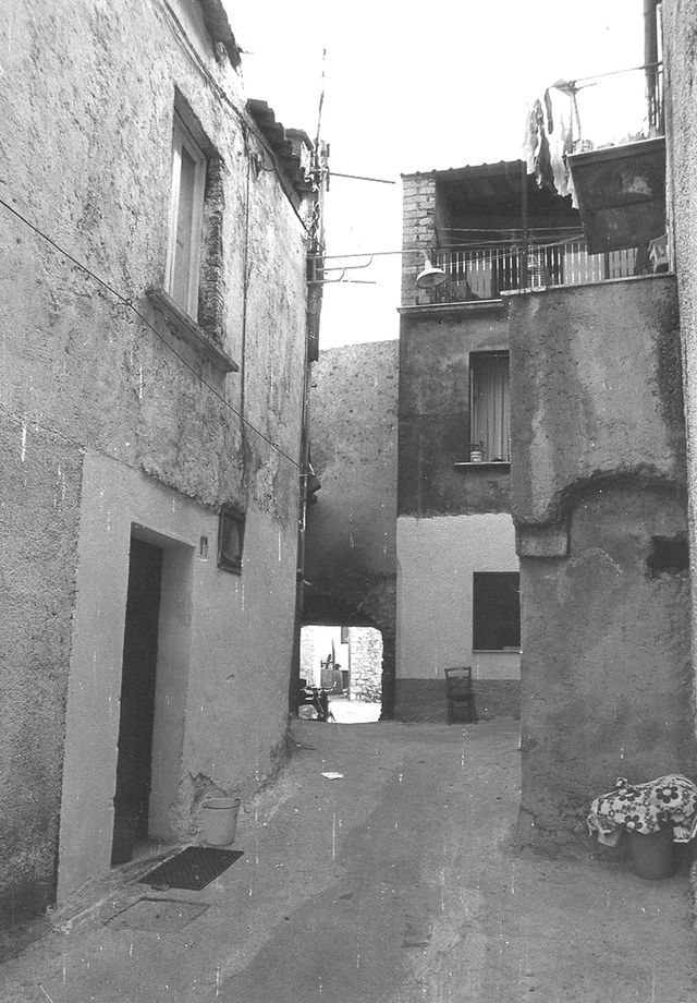 casa, a schiera, plurifamiliare