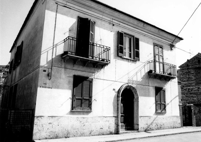 casa Petrecca
