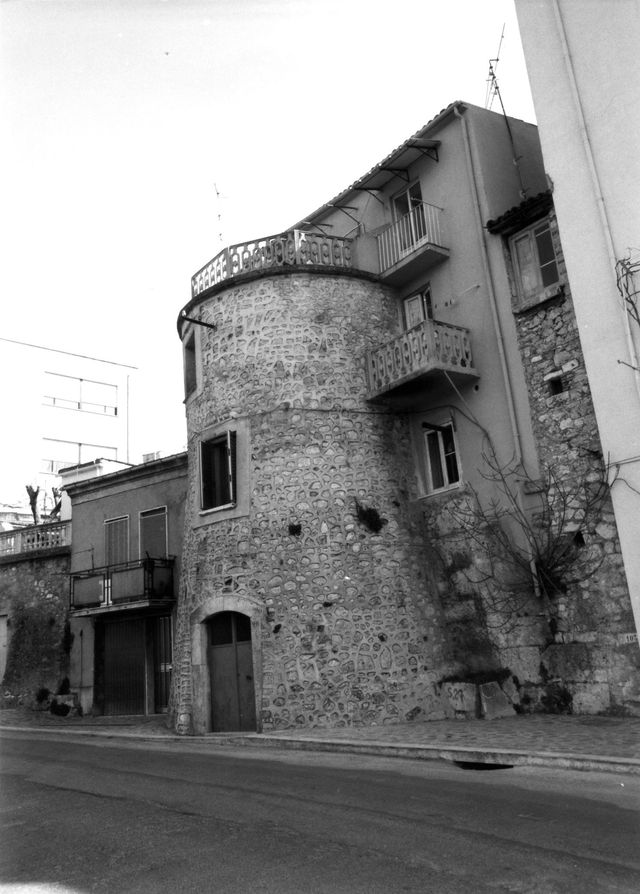 casa, a blocco, con torre
