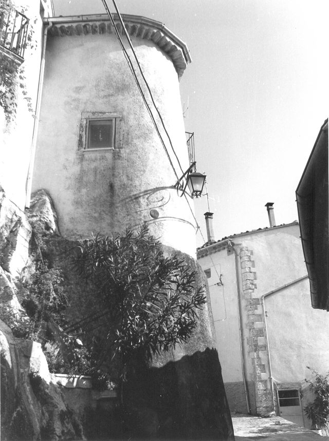 casa, a torre, plurifamiliare