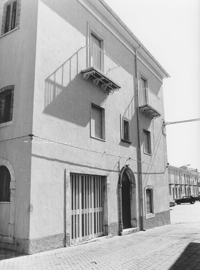 palazzo, plurifamiliare