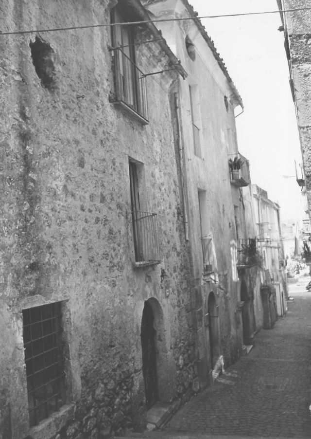 casa, a schiera, plurifamiliare