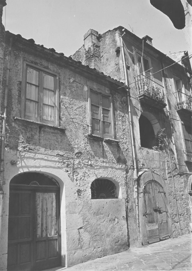 casa, a schiera, plurifamiliare