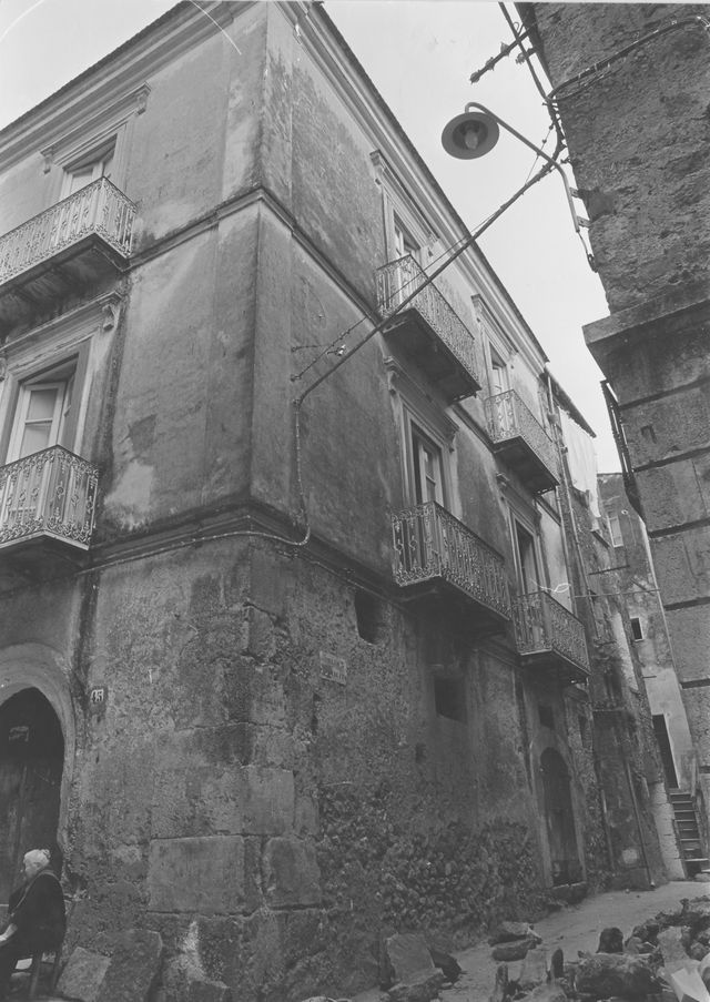 palazzo, plurifamiliare