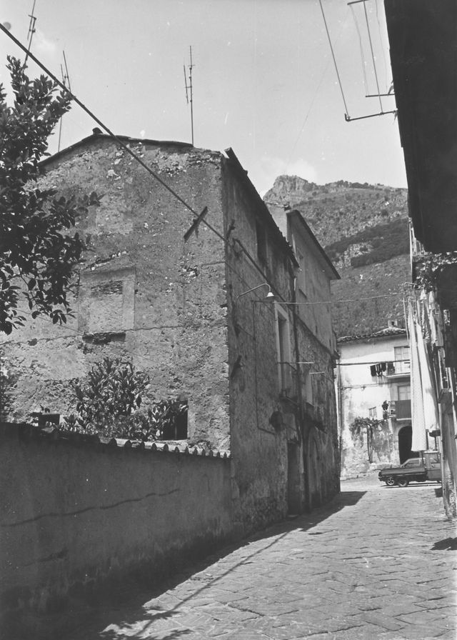 palazzo, plurifamiliare