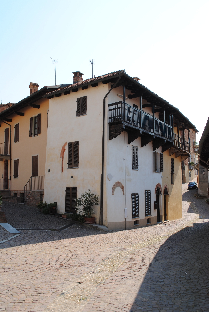 [Casa in via Apostolo, 3]