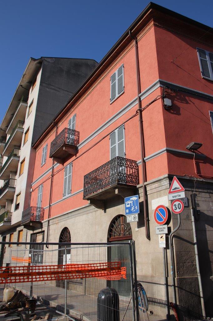 [Casa in Piazza Mons. Grassi, 2]
