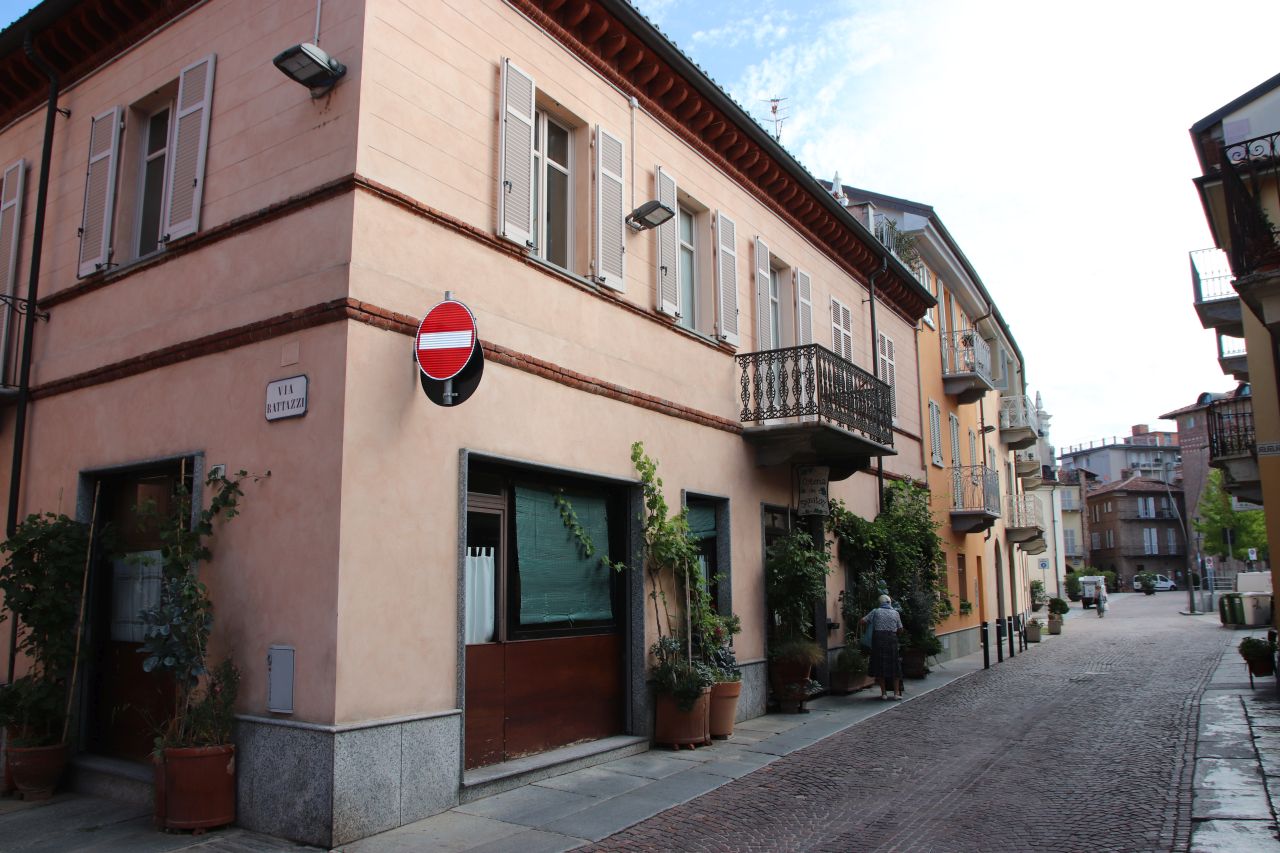[Casa in Via Rattazzi, 11]