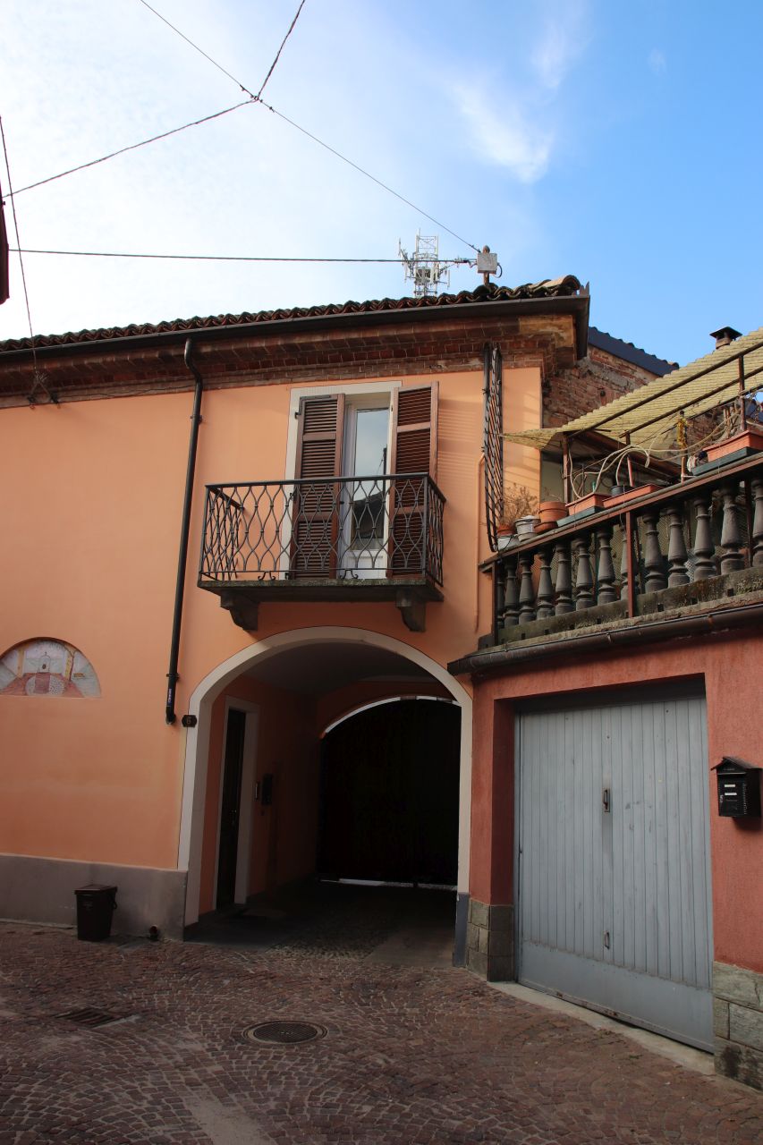 [Casa in Vicolo del Pozzo, 6]